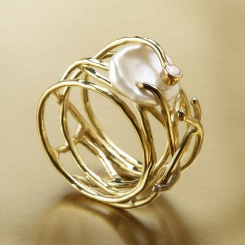 Samira Pearl Ring in Gold