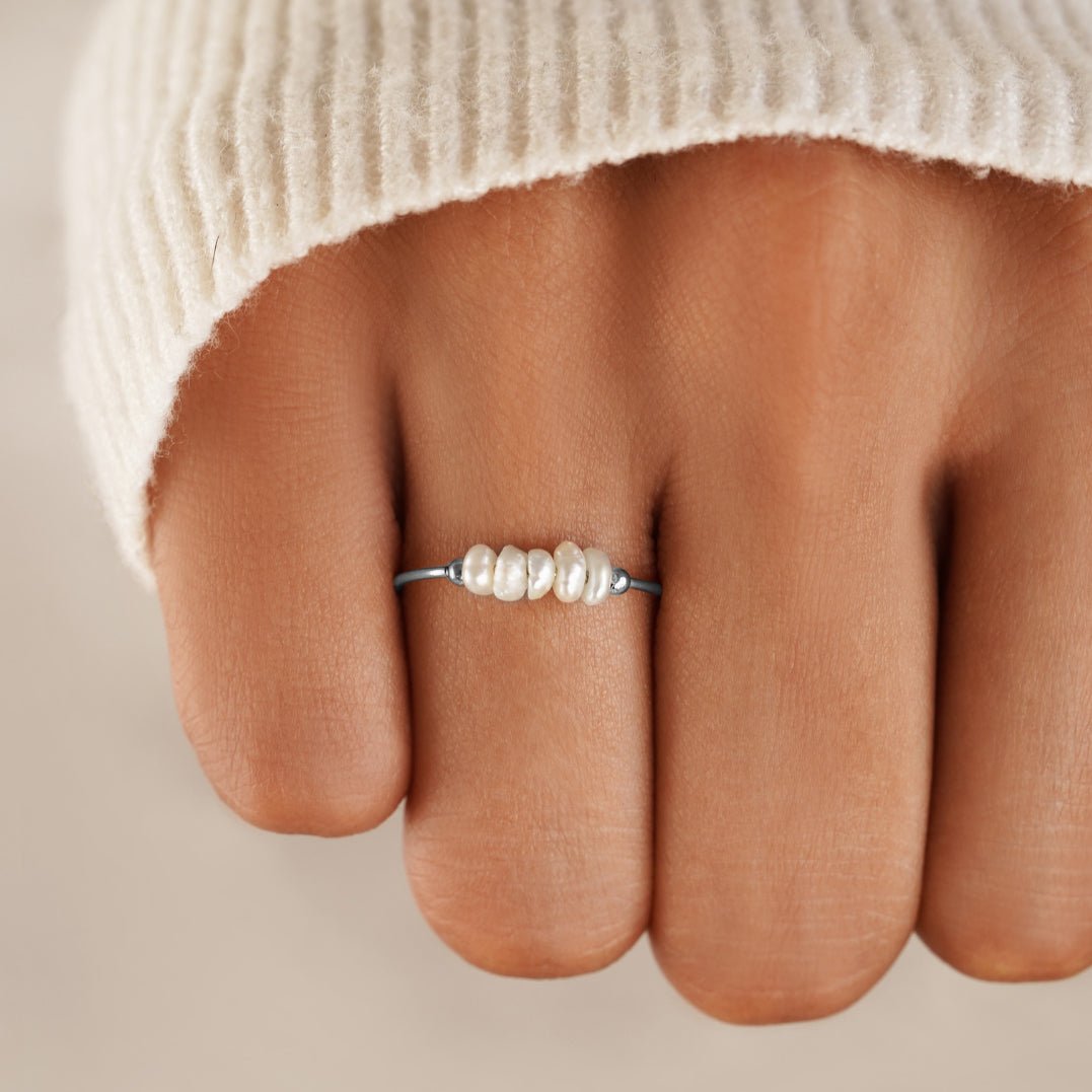 Classic Pearl Ring in Silver