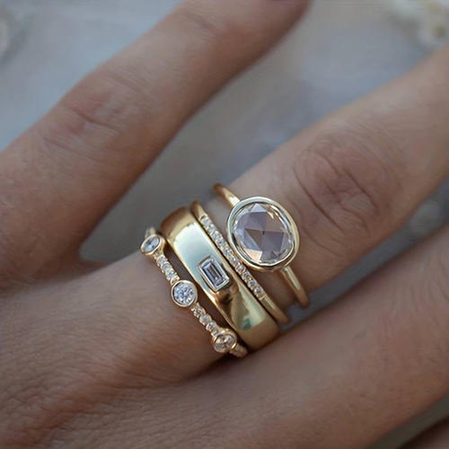 Lily Ring in Gold