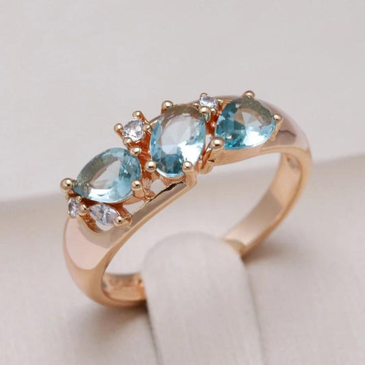 Blue Ring in Gold