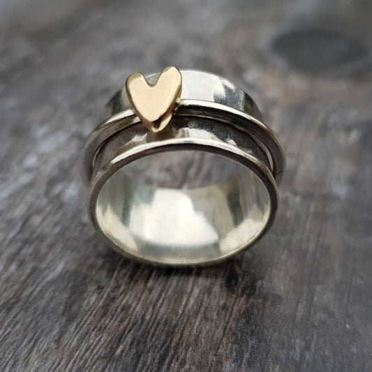 Mely Heart Ring in Gold